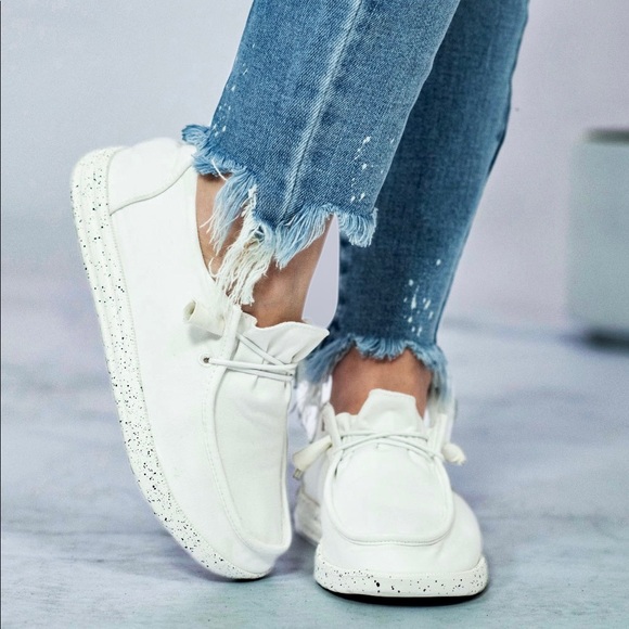 Shoes - White Lace Up Comfy Shoes
